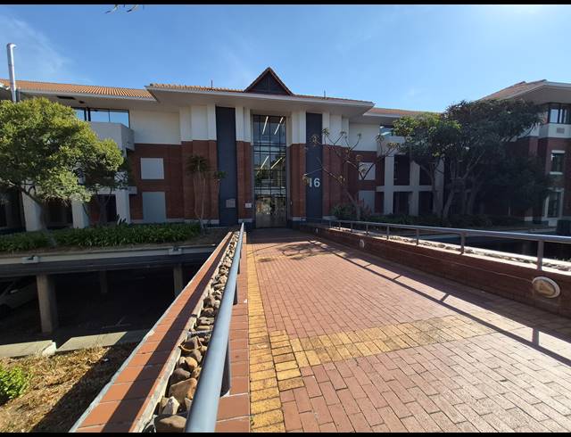 109M² OFFICE TO LET IN WOODMEAD